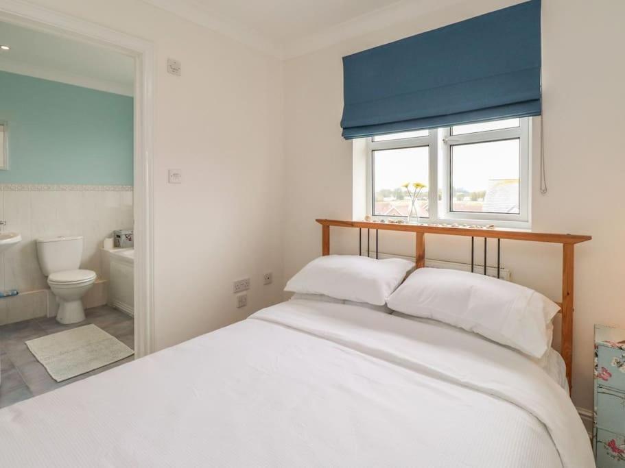 Stunning Seaviews - Beach House - Jacuzzi Bath Tub Littlestone-on-Sea Extérieur photo