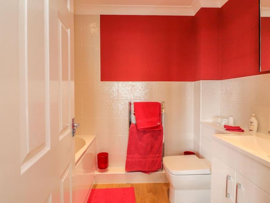 Stunning Seaviews - Beach House - Jacuzzi Bath Tub Littlestone-on-Sea Extérieur photo
